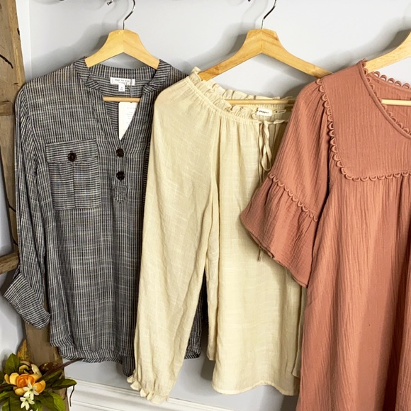 💕last 1!💕Double Pocket Button Up - Picture 4 of 6